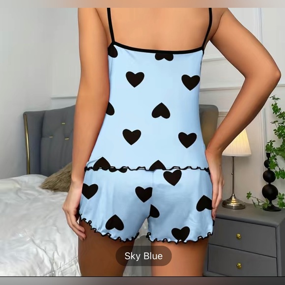 Woman Pyjama - Picture 2 of 2